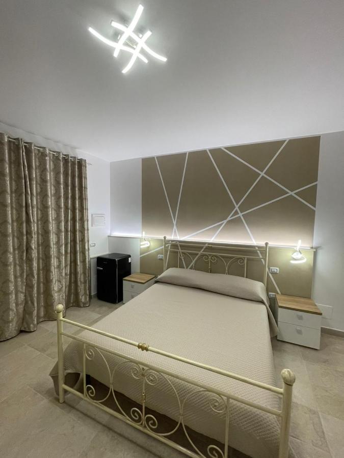 Allivigne Rooms & Pool Полиняно а Маре Екстериор снимка