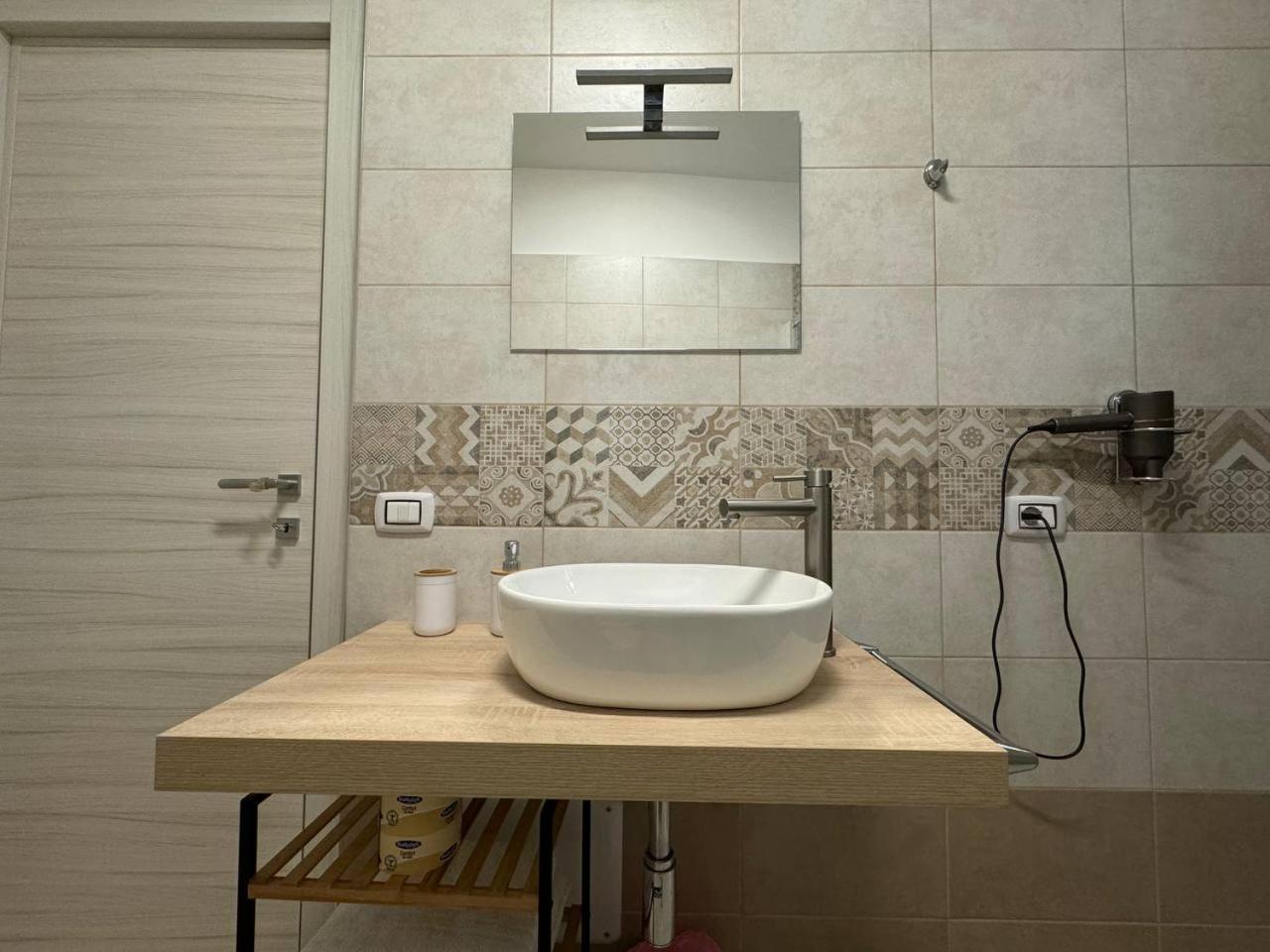 Allivigne Rooms & Pool Полиняно а Маре Екстериор снимка