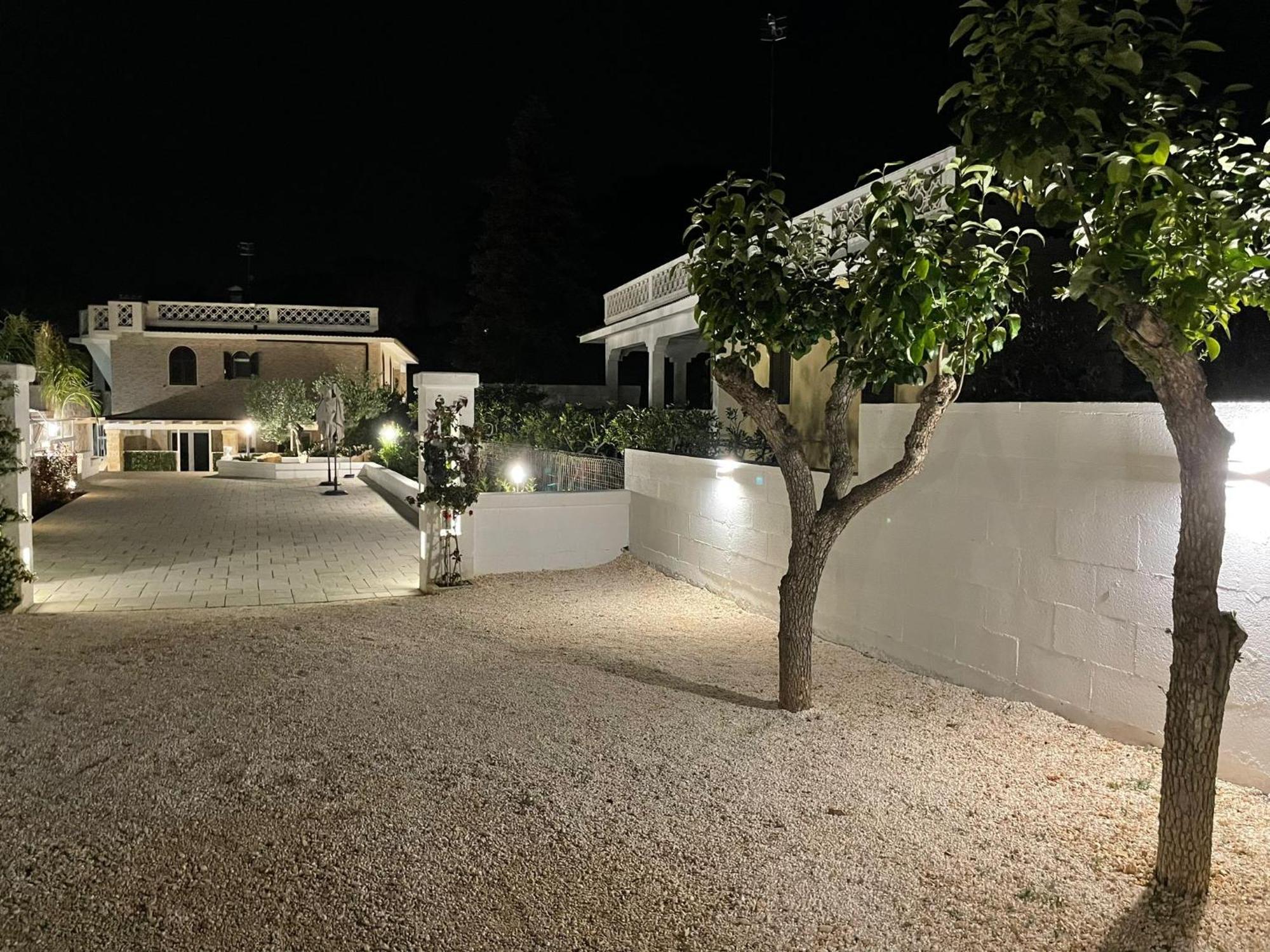 Allivigne Rooms & Pool Полиняно а Маре Екстериор снимка